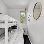 Clemence - 900m From The Sea By Interhome