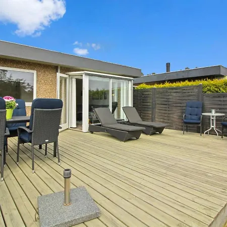 Holiday Clemence - 900m From The Sea In Western Jutland By Interhome
