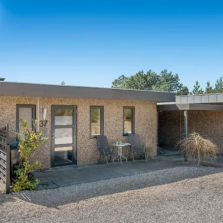 Clemence - 900m From The Sea By Interhome *