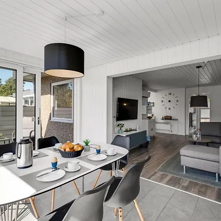 Clemence - 900m From The Sea By Interhome Blåvand